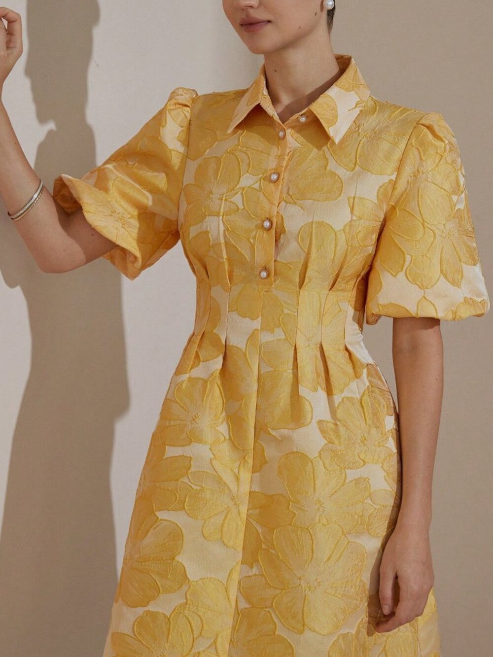 Yellow Elegant Women's Puff Sleeve Jacquard Cutout Waist Pleated Mini Dress - Picture 4 of 7